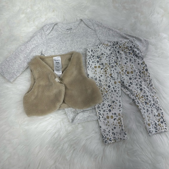Carter’s 3 months baby girl matching outfit set​ - Picture 2 of 9